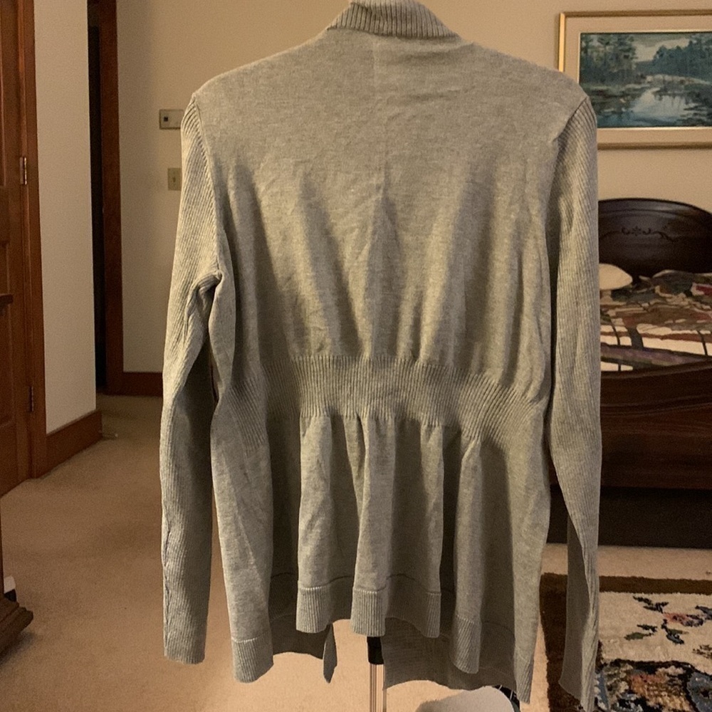 Lovely Gray Open Front Cardigan Size XL NWOT - Picture 2 of 3